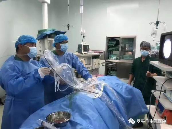 立足岗位做新时代最可爱的人——罗平县中医院泌尿外科工作纪实(图2)